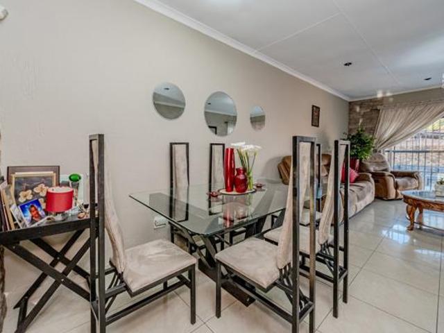 Townhouse for sale in Westonaria, Gauteng