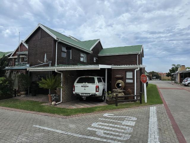 Townhouse for rent in Groot Brak Rivier, Western Cape