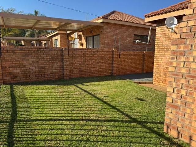 Townhouse for rent in Frances Baard, Northern Cape