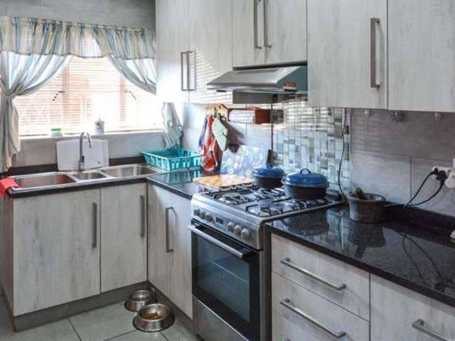 Townhouse for sale in Umgungundlovu, Kwazulu-natal