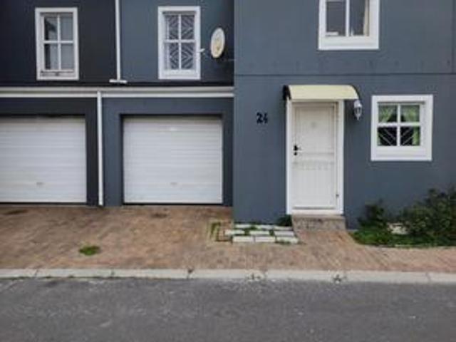 Townhouse for sale in Cape Town, Western Cape