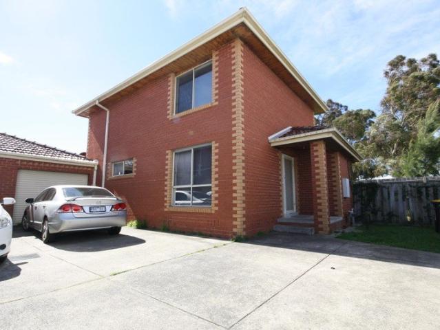 Townhouse for rent in Camerons Creek, Victoria
