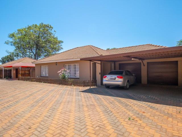 Townhouse for sale in Lesedi Local Municipality, Gauteng