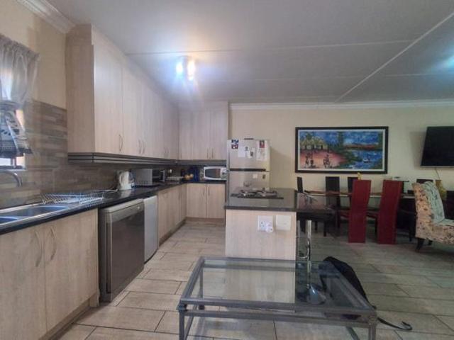 Townhouse for rent in Westonaria, Gauteng