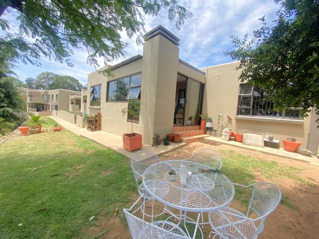 Townhouse for sale in Nooitgedacht, Gauteng