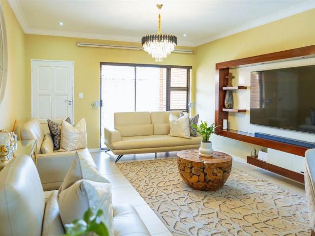 Townhouse for sale in Ekurhuleni, Gauteng