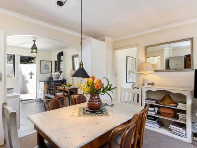 Townhouse for rent in Cape Town, City of Cape Town
