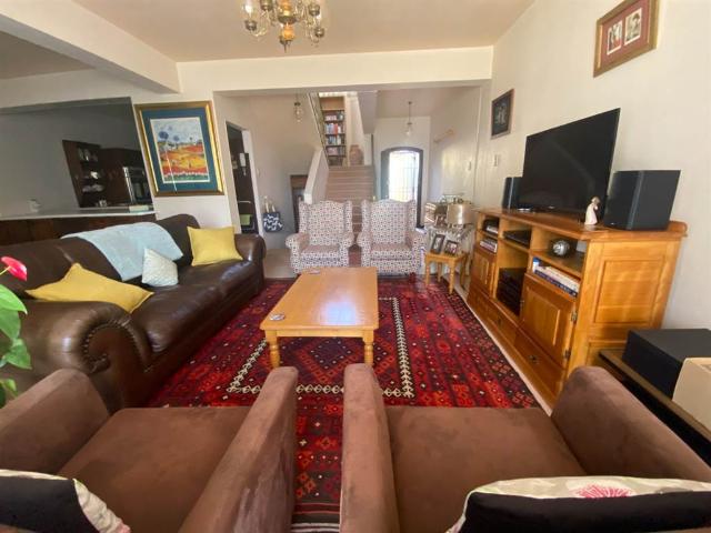 Townhouse for sale in Bloemfontein, Free State