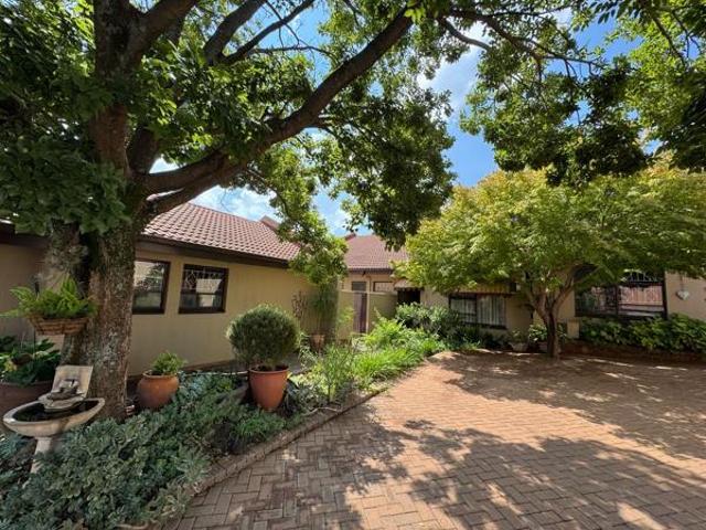 Townhouse for sale in Bloemfontein, Free State
