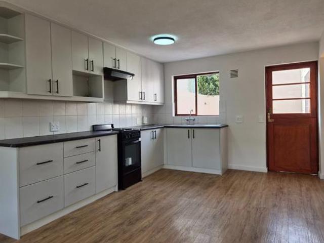 Townhouse for rent in Cape Town, Western Cape
