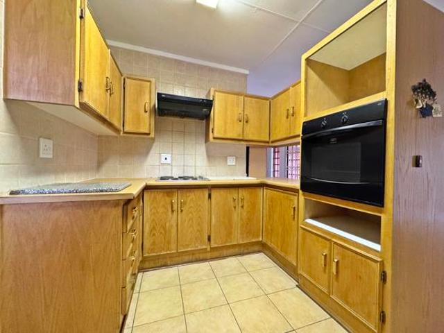 Townhouse for sale in Bloemfontein, Free State