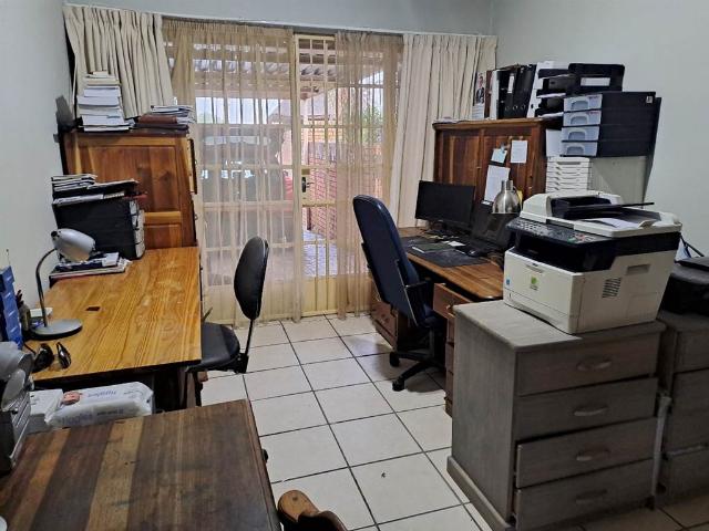 Townhouse for sale in Bloemfontein, Free State