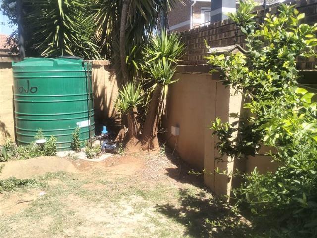 Townhouse for sale in Bloemfontein, Free State