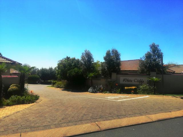 Townhouse for rent in Centurion, Gauteng