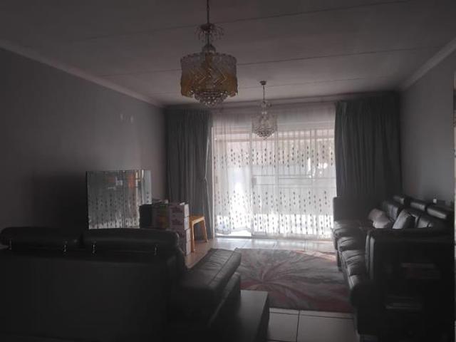 Townhouse for rent in Centurion, Gauteng