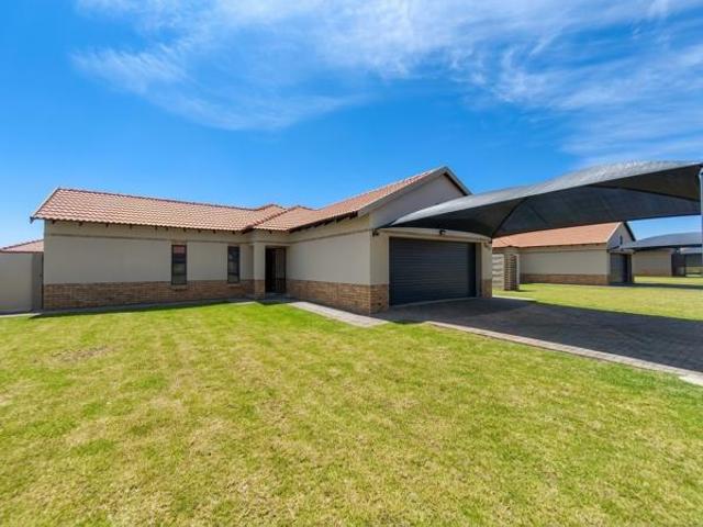 Townhouse for rent in Rustenburg Local Municipality, Bojanala Platinum District Municipality