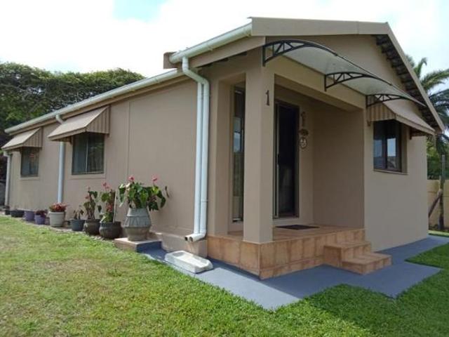 Townhouse for sale in Hibberdene, Hibiscus Coast Local Municipality