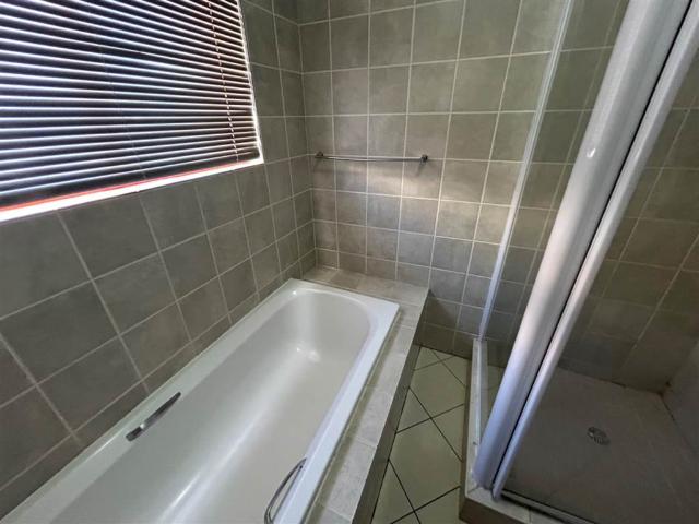 Townhouse for sale in Frances Baard, Northern Cape