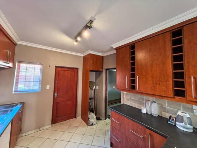 Townhouse for sale in Frances Baard, Northern Cape