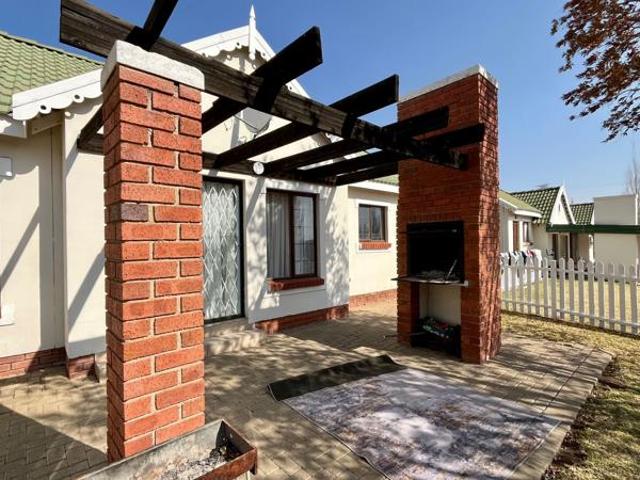 Townhouse for sale in Bloemfontein, Free State