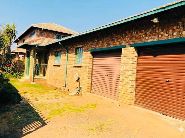 Townhouse for sale in Witbank, Mpumalanga