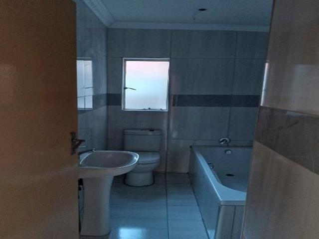 Townhouse for rent in Witbank, Mpumalanga
