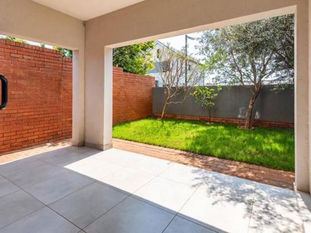 Townhouse for rent in West Rand Garden estates, Westonaria Local Municipality
