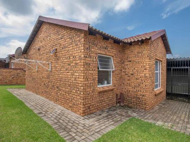 Townhouse for sale in Westonaria, Gauteng