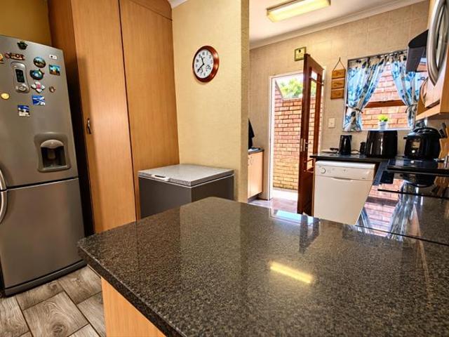 Townhouse for sale in West Rand Garden estates, Westonaria Local Municipality