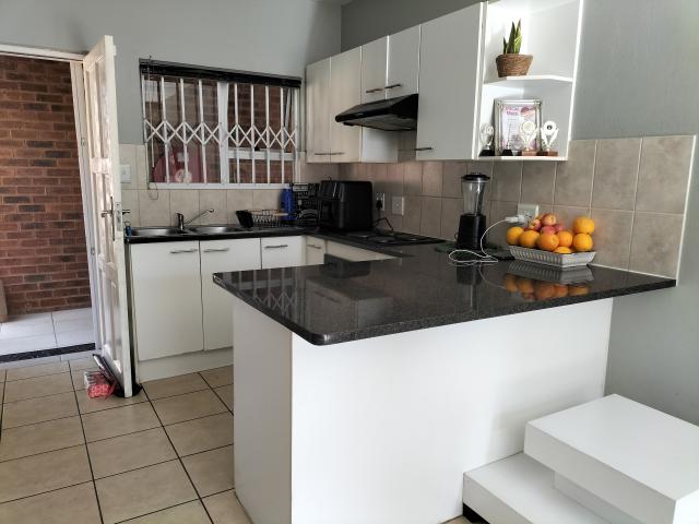 Townhouse for sale in Nooitgedacht, Gauteng