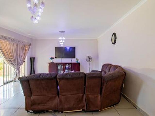 Townhouse for sale in Westonaria, Gauteng