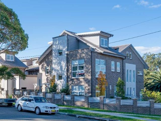 Townhouse for rent in Hookhams Corner, Sydney