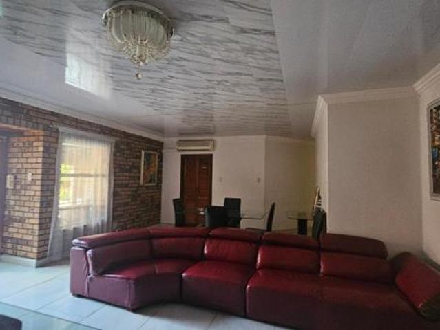 Townhouse for sale in Ladysmith, Kwazulu-natal
