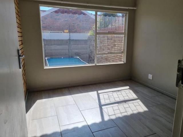 Townhouse for sale in Bloemfontein, Free State