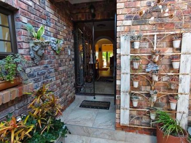 Townhouse for sale in Eastern Cape