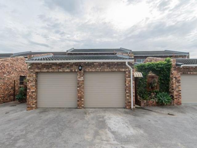 Townhouse for sale in Eastern Cape