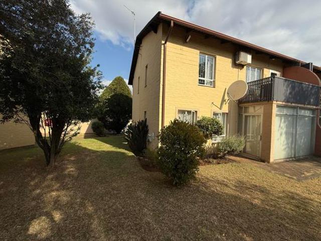 Townhouse for sale in Kwazulu-natal