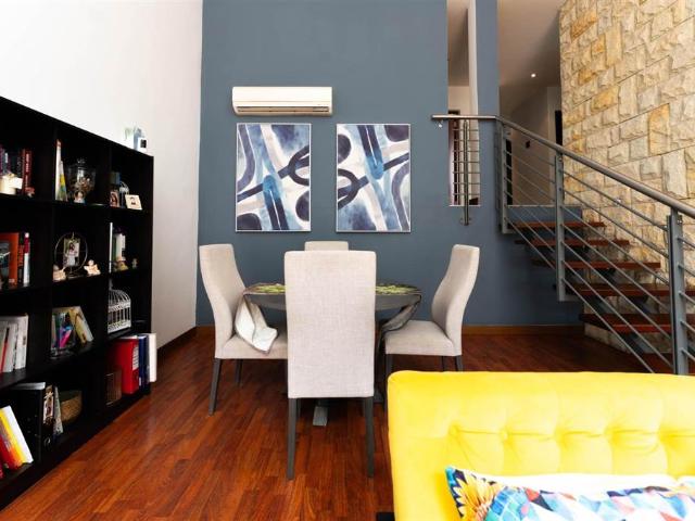 Townhouse for sale in Johannesburg, North & Sandton