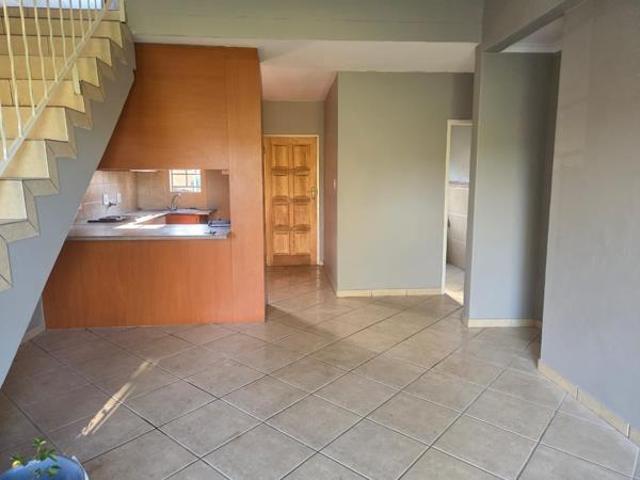 Townhouse for rent in Ekurhuleni, Gauteng