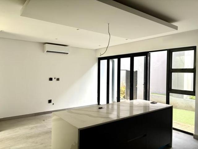 Townhouse for rent in Vosloorus, Gauteng