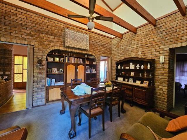 Townhouse for sale in Klerksdorp, Matlosana Local Municipality