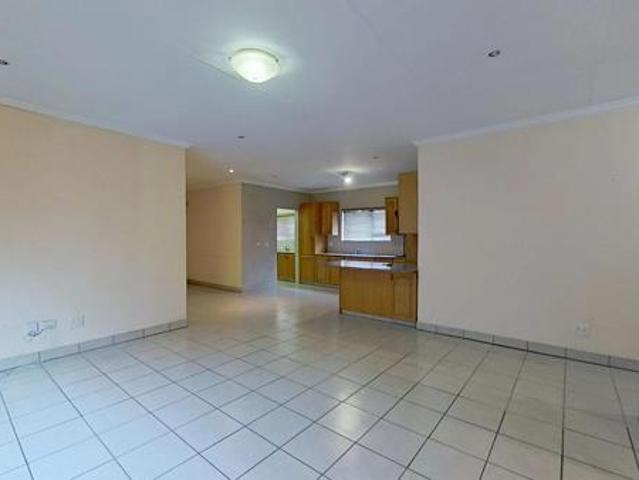 Townhouse for sale in Dr Kenneth Kaunda, North West