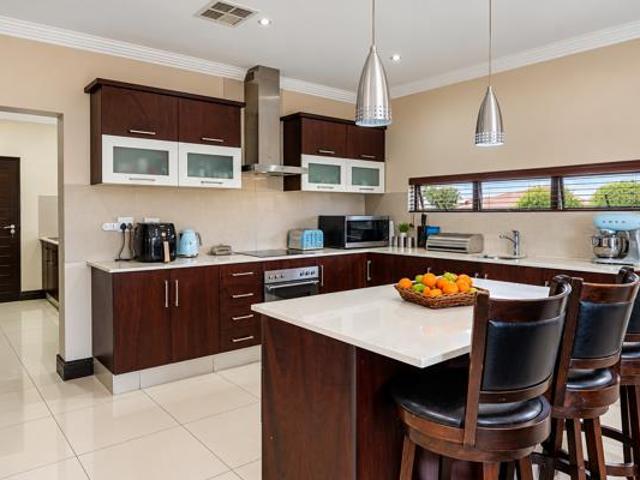 Townhouse for rent in Durban, eThekwini Metropolitan Municipality