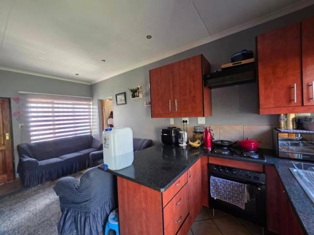 Townhouse for sale in eMalahleni, Emalahleni Local Municipality