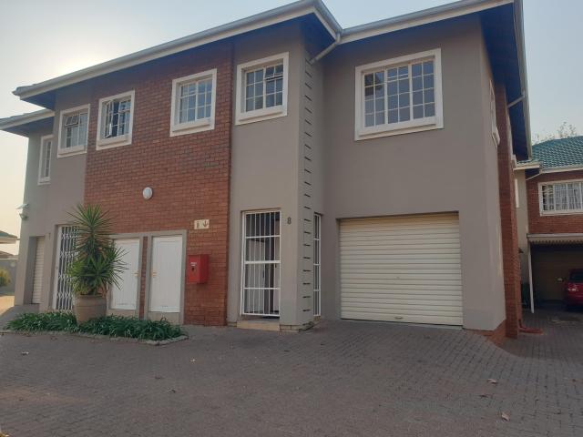 Townhouse for sale in Ekurhuleni, Gauteng