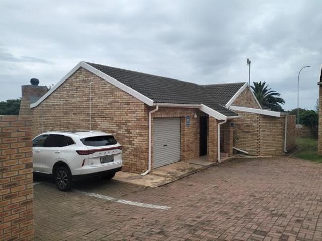 Townhouse for sale in Cape St Francis, Eastern Cape