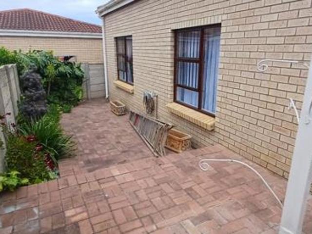 Townhouse for sale in Cape St Francis, Eastern Cape