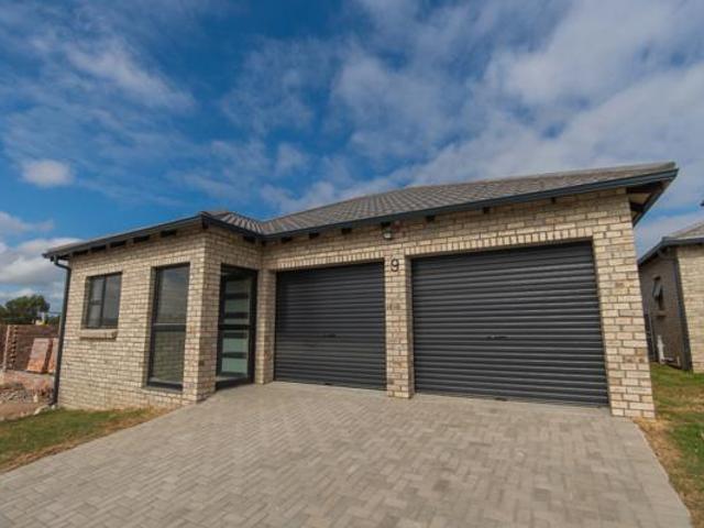 Townhouse for sale in Eastern Cape