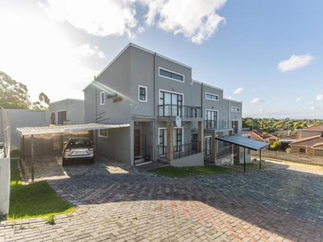 Townhouse for sale in Eastern Cape