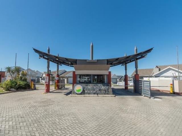 Townhouse for sale in Nelson Mandela Bay Ward 18, Nelson Mandela Bay Metropolitan Municipality